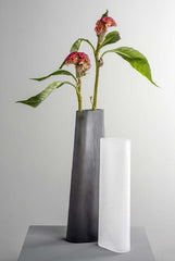 Vaso Turno Grigio in Vetro Satinato H42 Cm - Eleganza Moderna per Interni