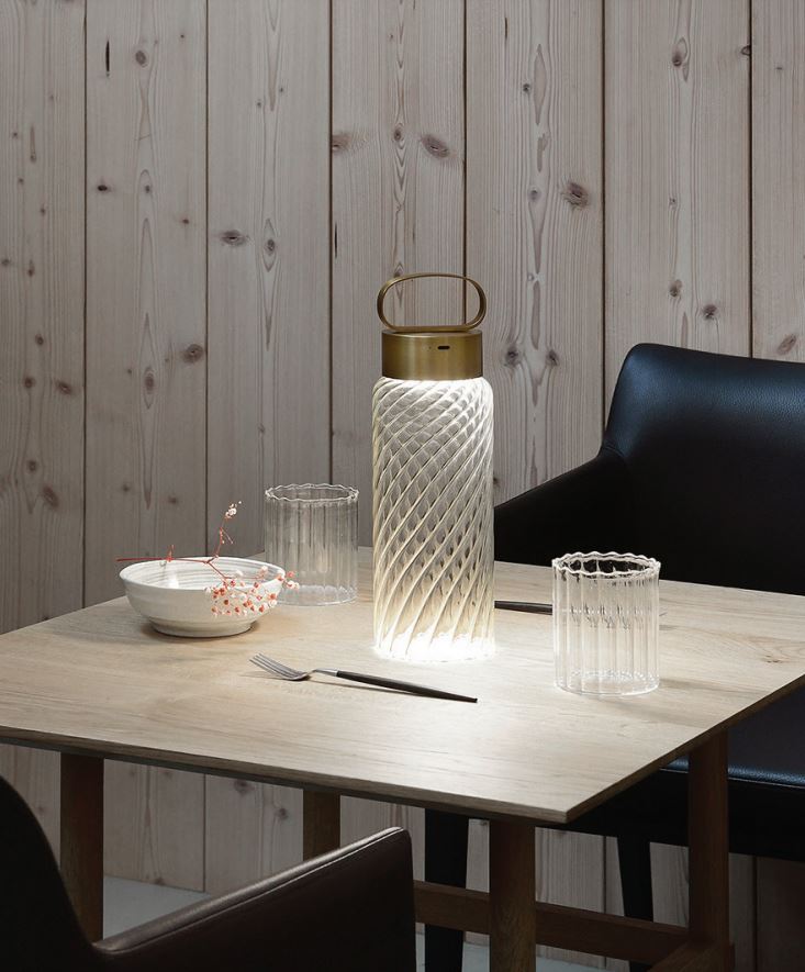Lampada Ichendorf Andon Wireless &ndash; Vetro Twisted e Alluminio Oro - 09390012